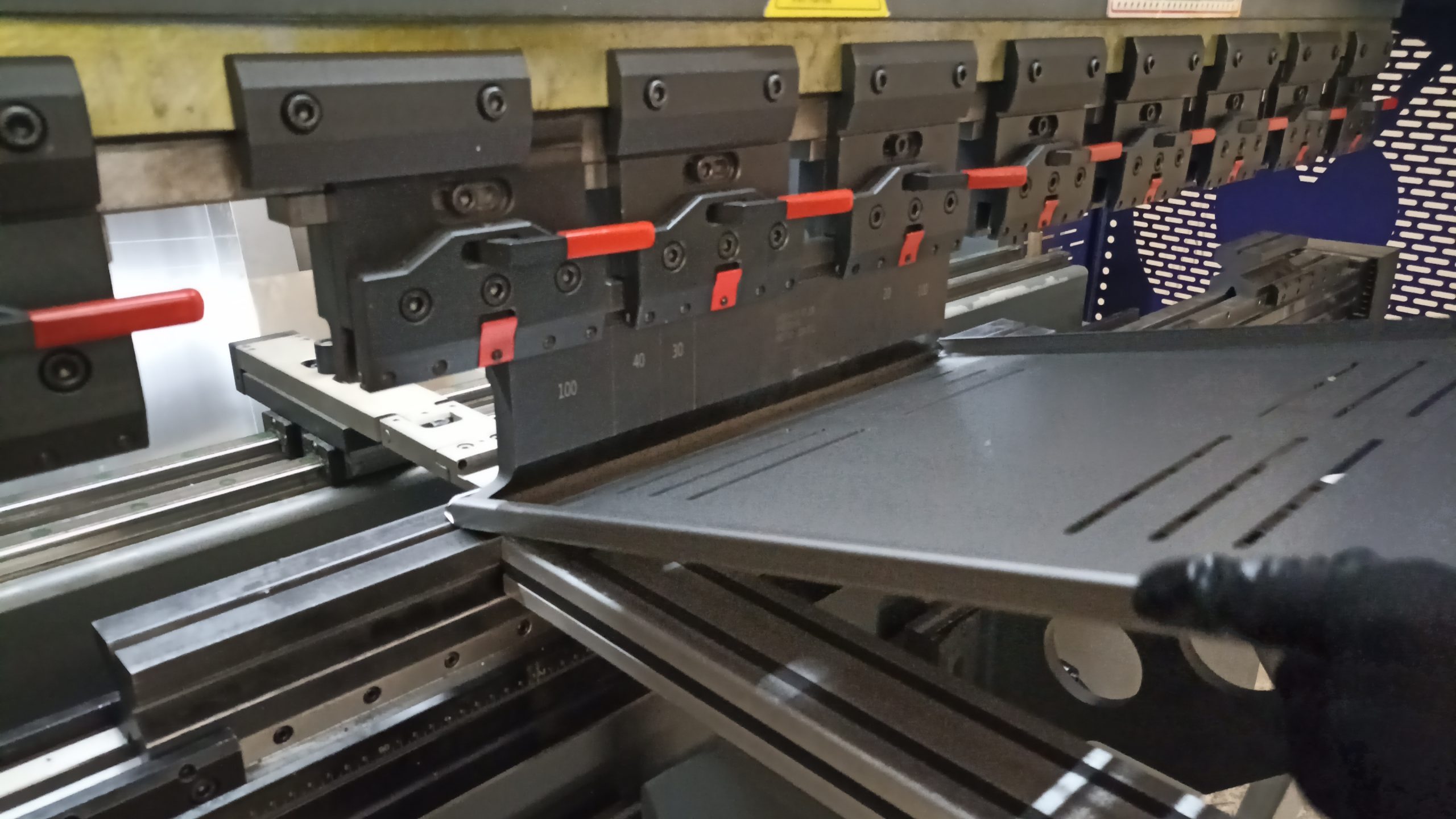 servico-de-doblez-cnc-con-la-mejor-calidad-y-costo