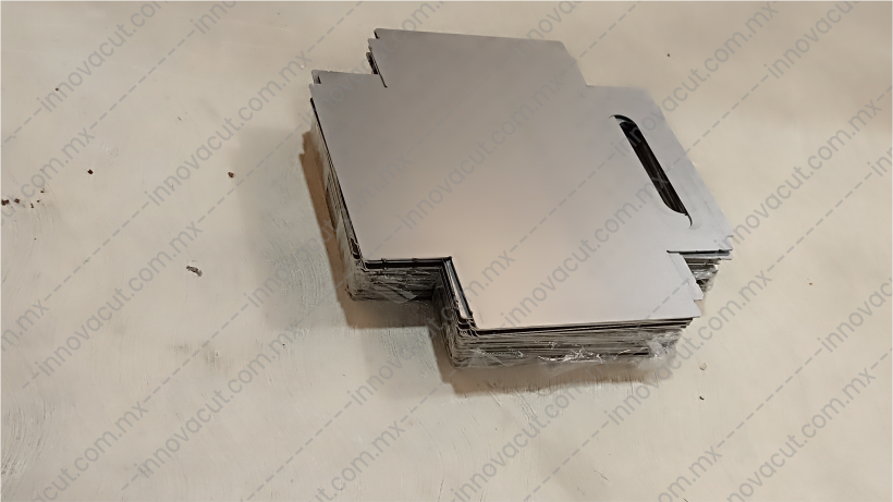 Corte-laser-de-acero-acero-inoxidable-aluminio-laton